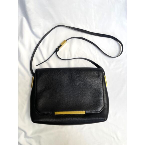 J. Crew Claremont Medium Black Leather Envelope Crossbody Bag Purse - Picture 1 of 6